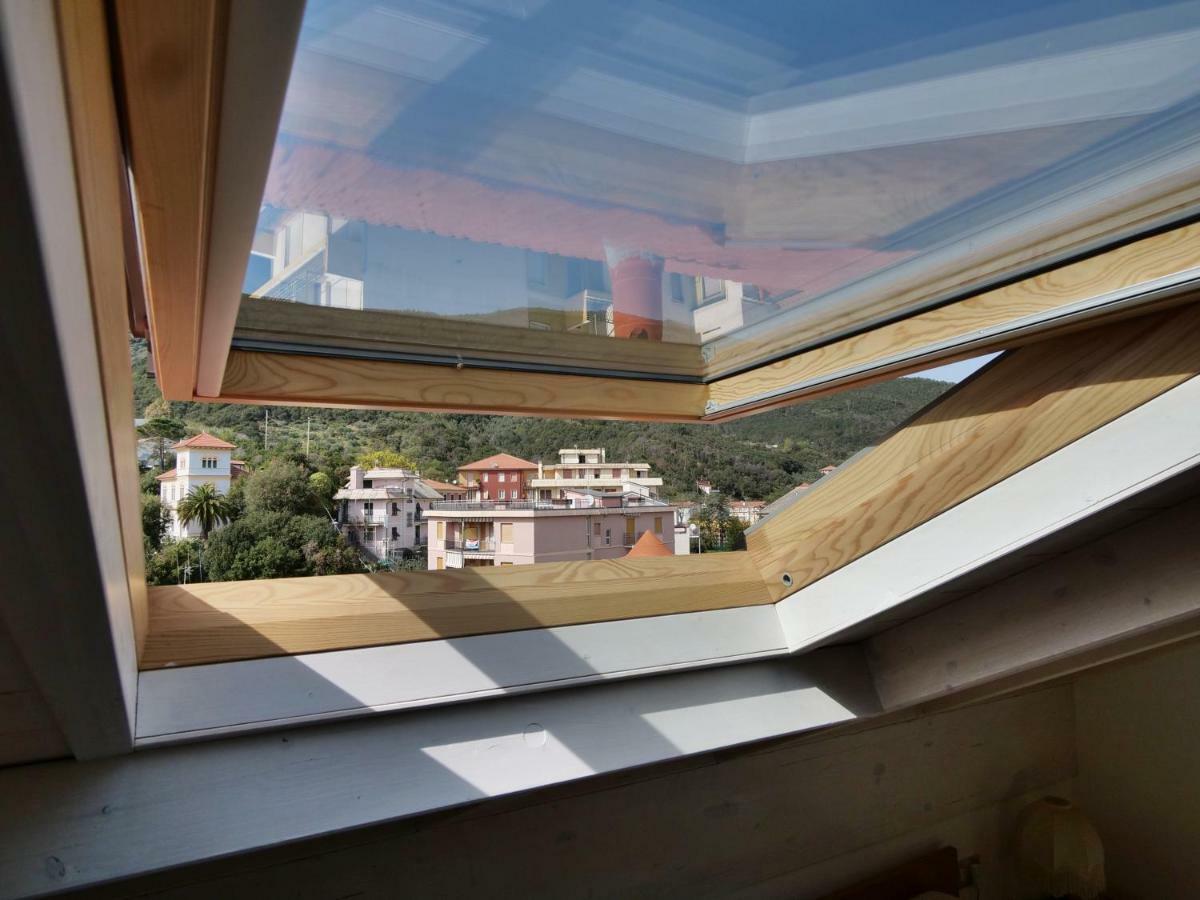 Palmaria Apartment Deiva Marina Luaran gambar